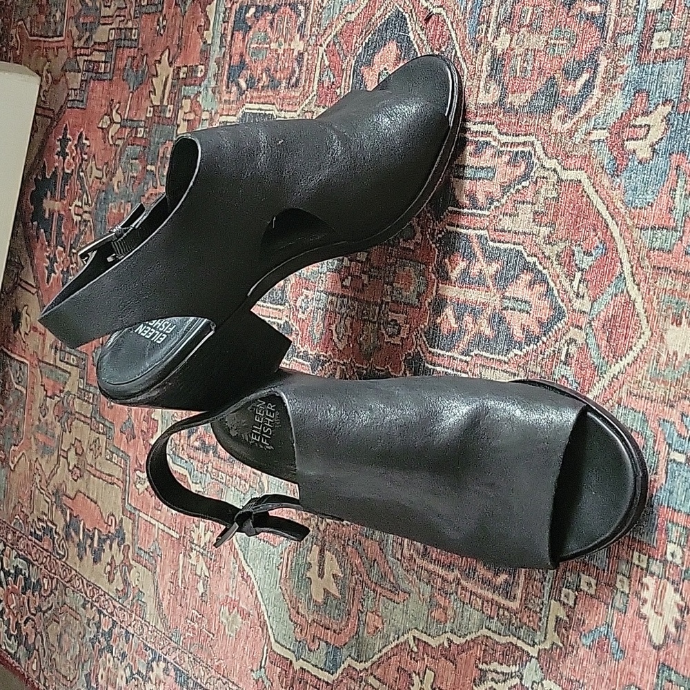 Eileen Fisher Leigh Asymmetrical Slingback leather Sandal 